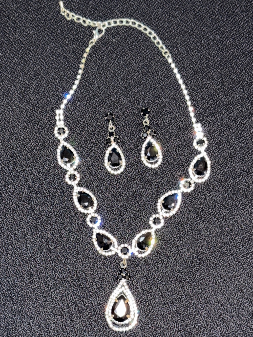 Elegant Black Teardrop Crystal Necklace and Earrings Set